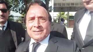 As soon as he left the Supreme Court, Latif Khosa sounded the alarm and gave big news.