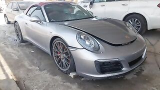 WP0ZZZ99ZHS146212     2017 PORSCHE 911  Lot#61406774   WATER/FLOOD