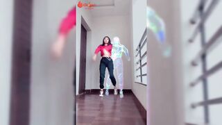 Indian Girl Chavi Jain Dance