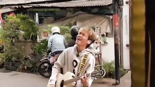 Bagus bang suara nyah bikin adem