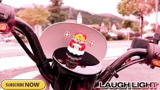 FUNNY SHORTS ON MOTORCYCLE