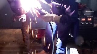 Working ???? hard welding fcaw GS