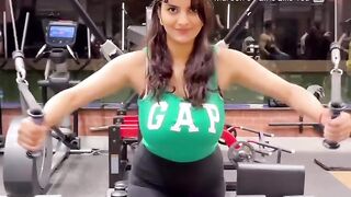 Avanshi Jain doing exercise