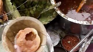 Famous kachori chat