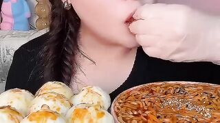 #mukbang #chicken #chinese #asmrsounds #asmreating #viralvideo #shortsvideo #shorts