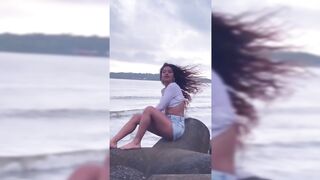 Indian Girl Shivika Singh Dance