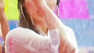 Mouni roy wet bomb