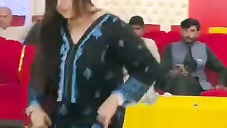 Mehak Malik New Dance