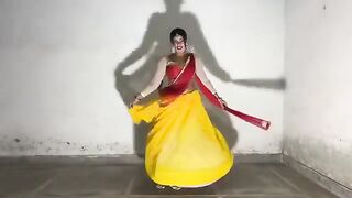 Khichuri Kichhuri Dance