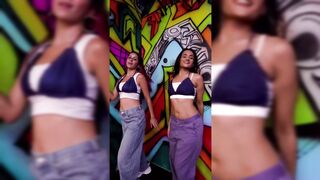 Indian Girl Navya Agarwal Dance