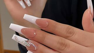 Nail Art Delights for New Year and Christmas 2025