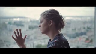 ×Louane - Nos Secrets (Clip Officiel)