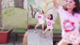 Indian Girl Jigyasa Sharma Dance