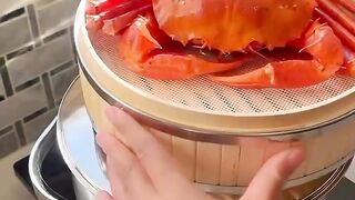 Crabzilla Feast: Cooking a Huge Crab in the Wilderness! ????????