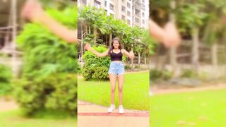 Indian Girl Lehar Singhania Dance