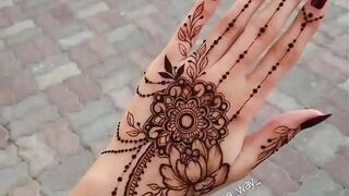 Mahndi design