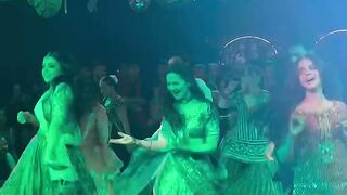 Hania Aamir Dance