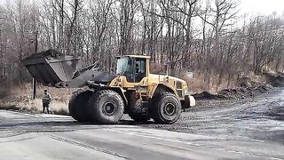 Big Digger Road Crossing!