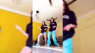 Indian Girl Navya Agarwal Dance