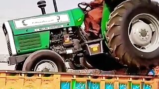 Green_tractor_Mf385_axident_before_Unloading_#shorts_#short_#tractorsvlog_#greentractor_#mf385(480p).mp4 Upload