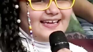 Mazaqraat tv show Little_Girl_Question_To_Imran_Ashraf_