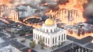 A miracle! The mosque building did not burn during the big fire in Los Angeles, United States