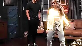 Red it_couple dance