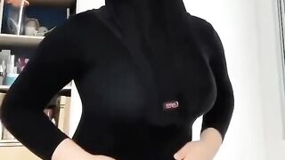 Hijab Hot