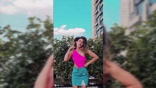 Indian Girl Jigyasa Sharma Dance