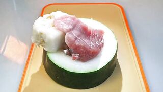 Melon and meat slice soup