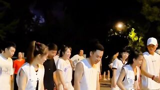 viral dance