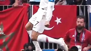 very very nice Ronaldo soiiiiiiiiiiii.mp4