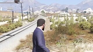 MICHAEL HIJACK TRAIN TO STEAL GOLD VINTAGE CAR! #shorts #gta5 |