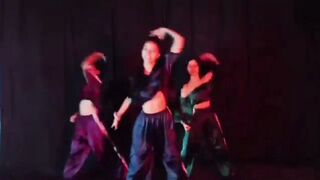 Indian Girl Farhana Dance