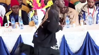 Rate his dance