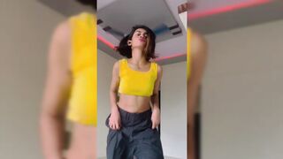 Indian Girl Rajni Vishwa Dance