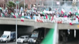 A nationwide "Immigrant Day" movement in the US Hundreds of people joined the 'Day Without Immigrants' protest in Los Angeles.