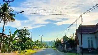 Suasana Pagi Di Kampung