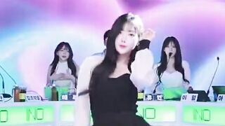 Sexy korean dance | [이노레이블]_효린_-_아무래도_난.