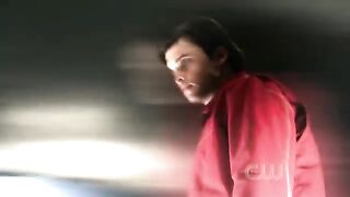 Smallville Clark vs Doomsday