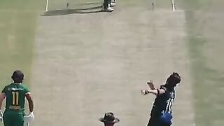 Great catch taken by salman Ali agha in slip