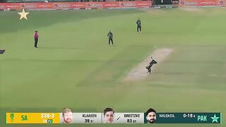 Salman Ali agha again takes a out standing catch