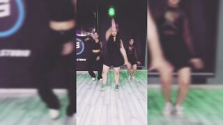 Indian Girl Shazia Samji Dance