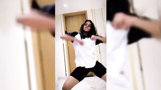 Indian Girl Anshu Singh Dance