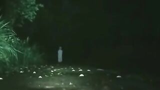 Penampakan Pocong Nyata