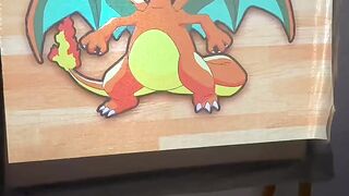 Charizard! Tapetes de Pokémon nunca faltam por aqui!