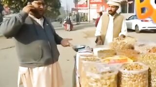 Funny video in Pakistan