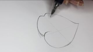 Hyper Realistic Lips Drawing