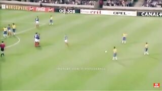 Roberto Carlos free kick