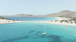 CALM BEACH LAKE